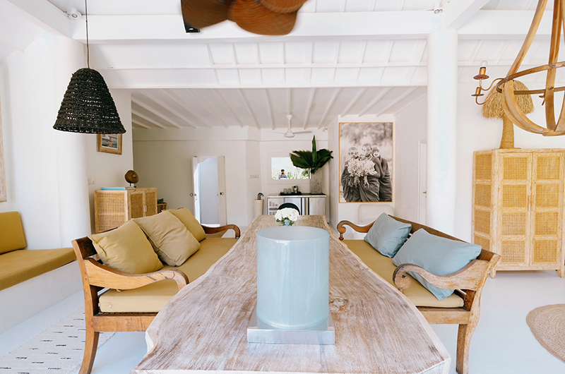 Sungai Jungle Villas Sungai Jungle Two Living Area with Painting | Tabanan, Bali