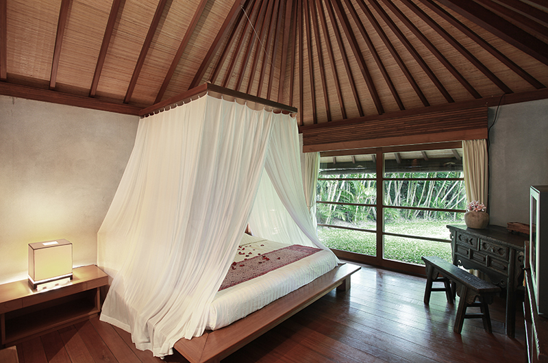 Villa Sin Sin Bedroom Side | Kerobokan, Bali