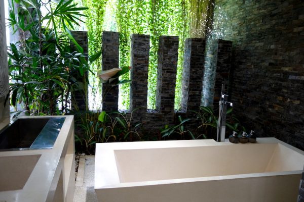 Villa Suami Bathtub | Canggu, Bali