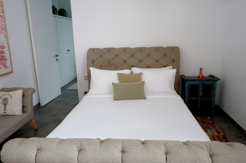 Villa Suami Bedroom with Seating | Canggu, Bali