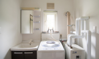 Kuma Cabin Laundry Area | Hirafu, Niseko