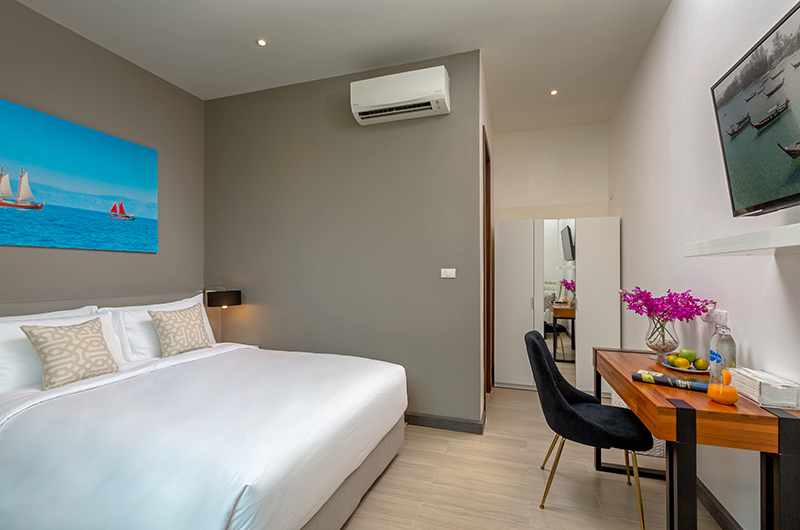 Villa Summer Estate Bedroom Five with Study Area | Natai, Phang Nga
