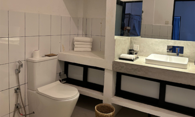 The Well House Bathroom Three | Galle, Sri Lanka