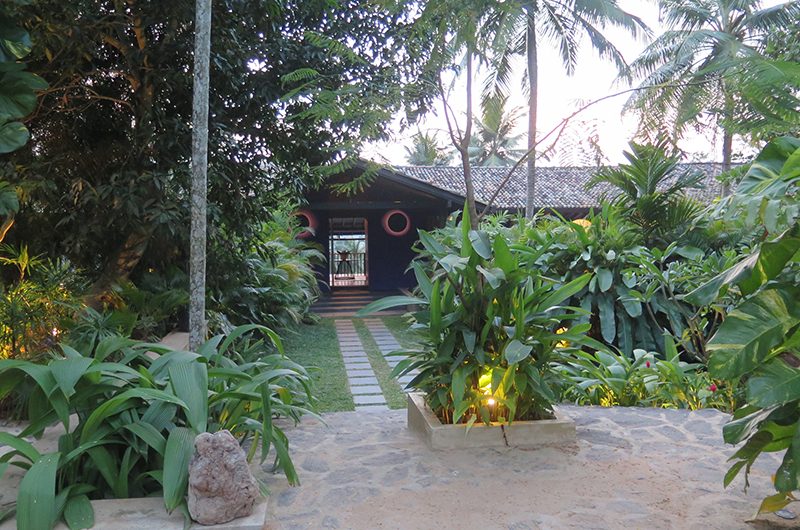 Villa Wambatu Entrance | Galle, Sri Lanka