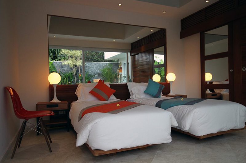 Chakra Villas Villa Kalila Twin Bedroom with TV | Seminyak, Bali