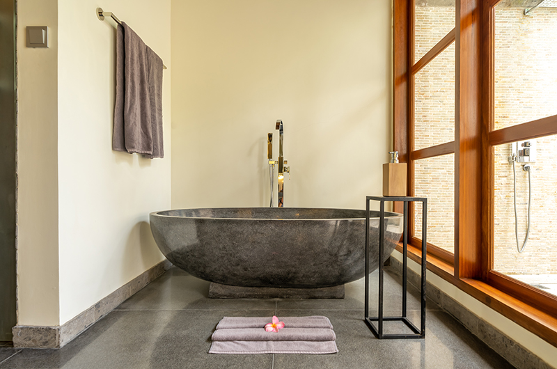Villa Nature Indoor Bathtub | Ubud, Bali