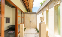 Villa Nature Outdoor Shower | Ubud, Bali