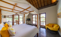 Villa Nature Bedroom with Four Poster Bed | Ubud, Bali