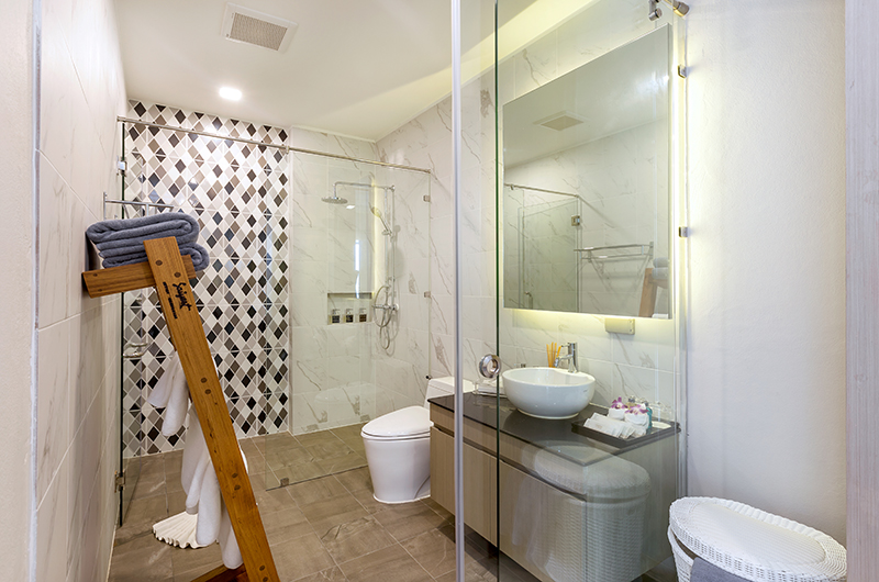 Villa Thousand Hills Guest Bathroom | Phuket, Thailand