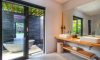 Villa Ohana Bathroom One | Kerobokan, Bali