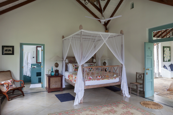 Sisindu Tea Estate Bedroom with Seating | Galle, Sri Lanka