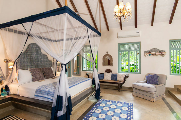 Sisindu Tea Estate Spacious Bedroom with Seating | Galle, Sri Lanka