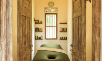 Sisindu Tea Estate Massage Bed | Galle, Sri Lanka