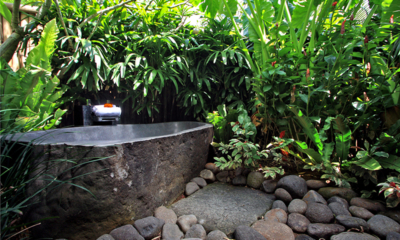 Blue Karma Villas Umalas Villa Kayu Outdoor Bathtub | Umalas, Bali