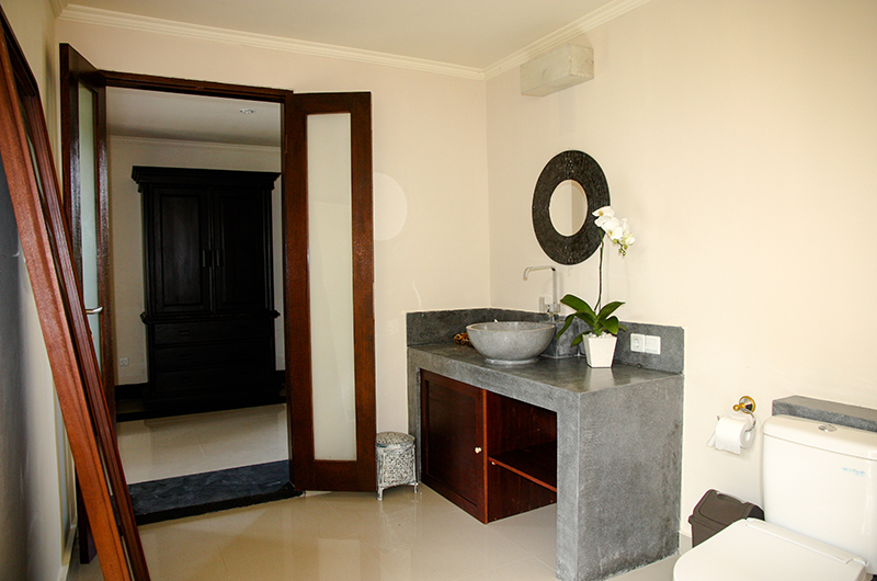 Villa Cendrawasih Ubud Bathroom One Area | Ubud, Bali