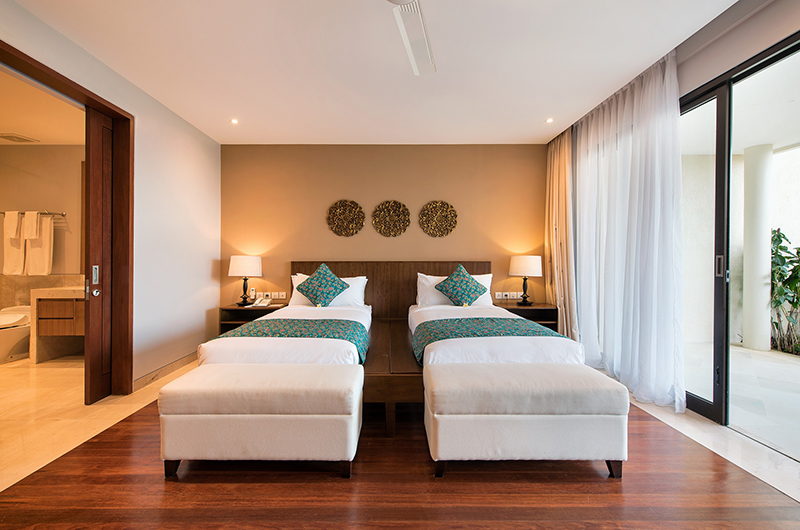 Villa Karang Saujana 2 Twin Bedroom with Enclosed Bathroom | Ungasan, Bali Villa Karang Saujana 2 Twin Bedroom with Enclosed Bathroom | Ungasan, Bali