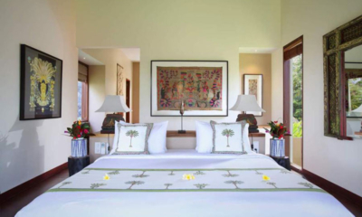 Villa Palem Bedroom with Paintings | Tabanan, Bali