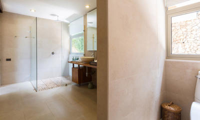 Avasara Residence Bathroom with Shower | Bophut, Koh Samui