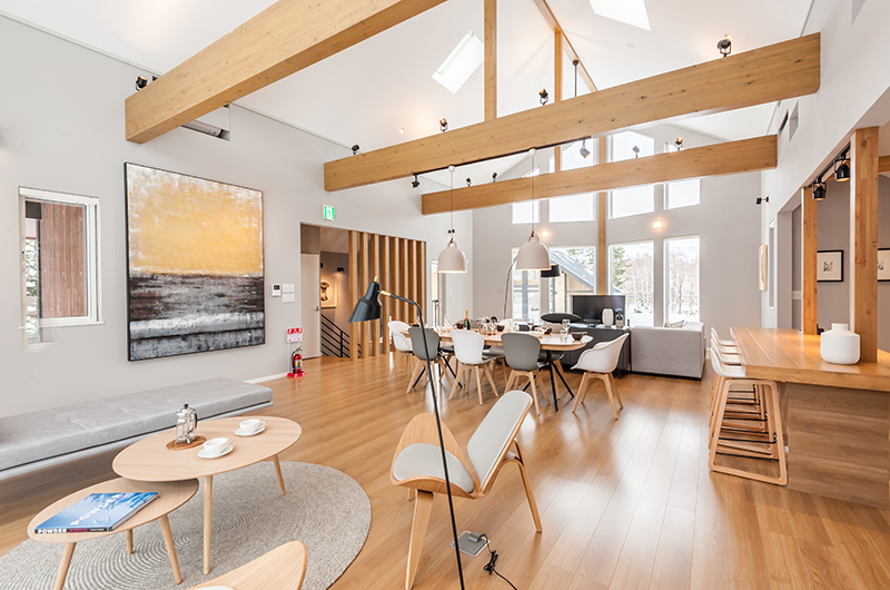 Ginkyo Living Room | Hirafu, Niseko