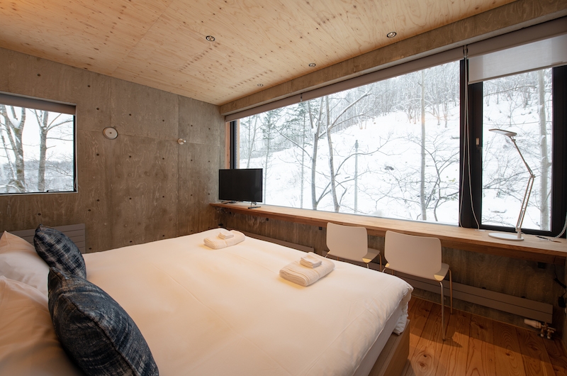 Puffin Bedroom with TV | Hirafu, Niseko