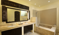 Impiana Seminyak Three Bedrooms Villa Bathroom | Seminyak, Bali
