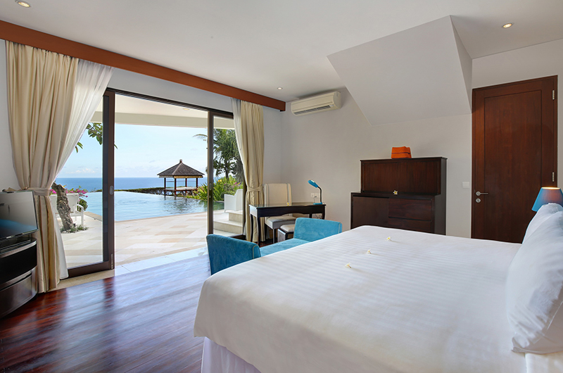 Karang Saujana Estate Villa Saujana Bedroom with Pool View | Ungasan, Bali