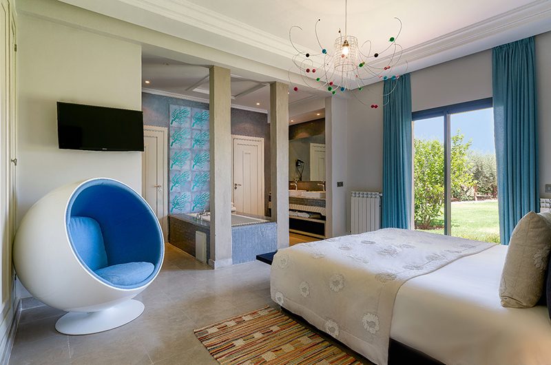 Villa Salamouni Bedroom with Bathtub | Marrakech, Morocco