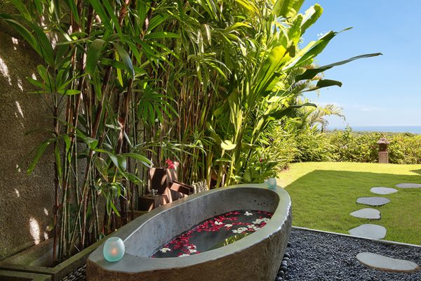 Hidden Hills Villas Villa Sekapa Outdoor Bathtub | Uluwatu, Bali