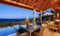 Hidden Hills Villas Villa Sekapa Dining Table | Uluwatu, Bali