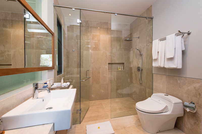 Villa Dewi Lanjar Bathroom with Shower | Ungasan, Bali Villa Dewi Lanjar Bathroom with Shower | Ungasan, Bali