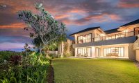 Villa Dewi Lanjar Night View | Ungasan, Bali