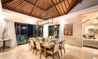 Villa Dewi Lanjar Dining Area | Ungasan, Bali
