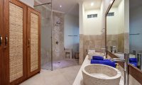 Villa Kembar Bathroom Area | Ubud, Bali