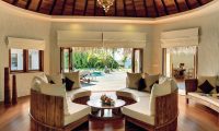Hideaway Beach Resort Living Area | Haa Alifu Atoll, Maldives