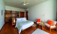 Villa Sielen Diva Musikaya Bedroom with Seating | Talpe, Sri Lanka