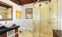 Villa Sarangkita Shower Area | Efate, Vanuatu