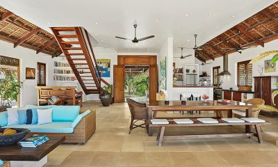 Villa Sarangkita Dining Area | Efate, Vanuatu