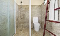 Villa Senang Masari Shower | Efate, Vanuatu
