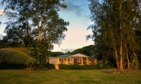 White Sands Beachfront Villa Garden | Efate, Vanuatu