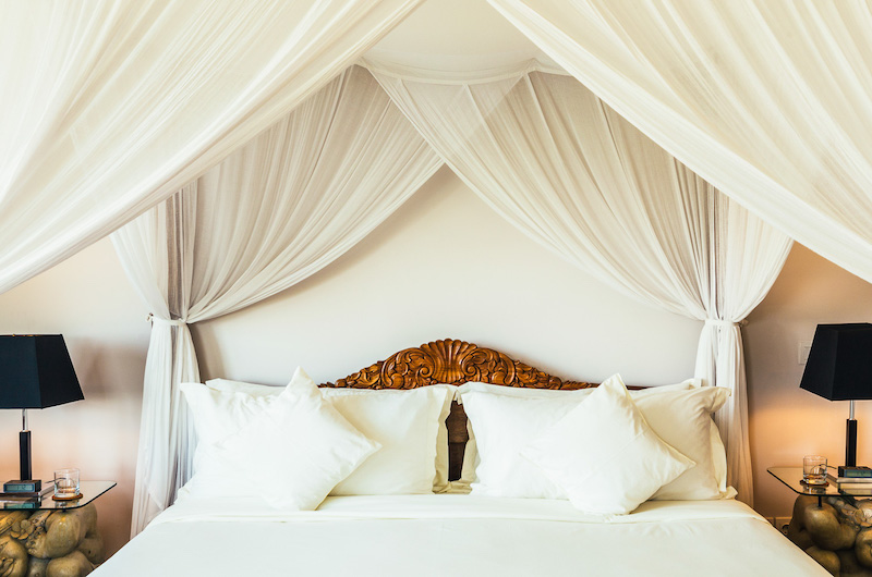 Villa Impian Manis Bedroom with Lamps | Uluwatu, Bali