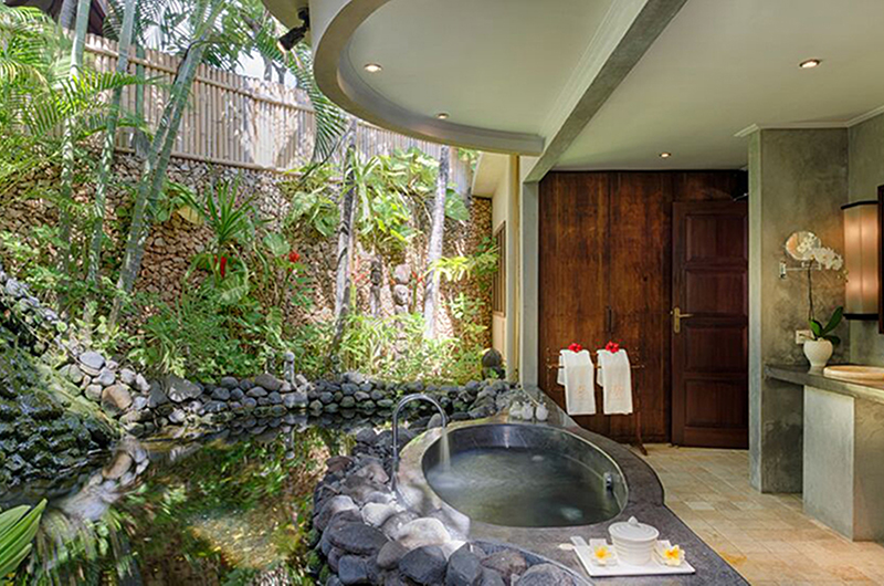 Villa Kubu 11 Bathtub | Seminyak, Bali