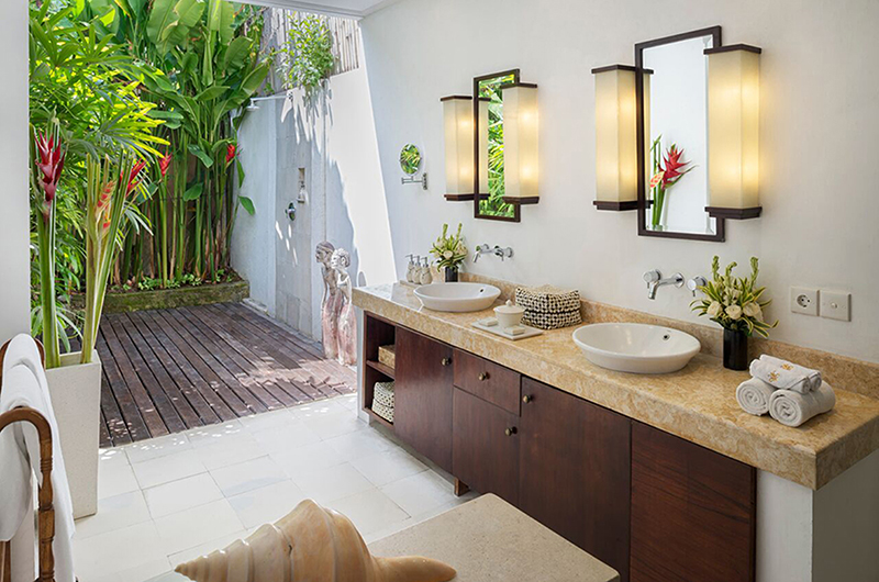 Villa Kubu 16 Bathroom | Seminyak, Bali