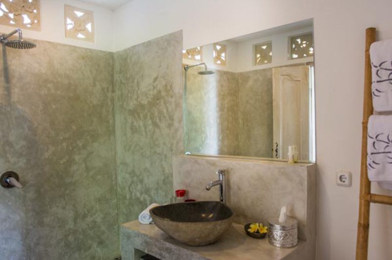 Villa Niri Bathroom with Shower | Seminyak, Bali