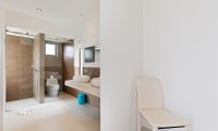 Villa Pearl Bathroom with Shower | Bophut, Koh Samui