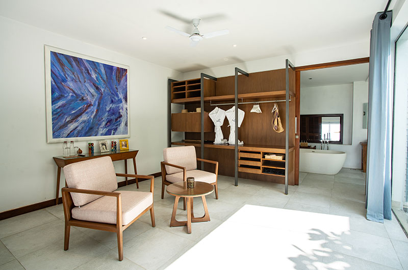 Villa Sielen Diva Aliya Bedroom with Seating Area | Talpe, Sri Lanka