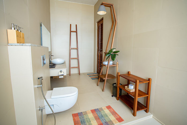 Villa Sielen Diva Mayil Bathroom | Talpe, Sri Lanka