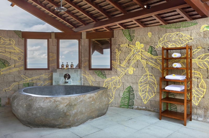 Villa Khaya Bathroom with Bathtub | Nusa Dua, Bali