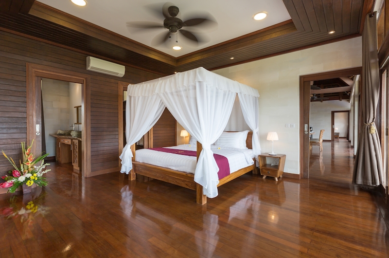 Villa Khaya Bedroom with Lamps | Nusa Dua, Bali