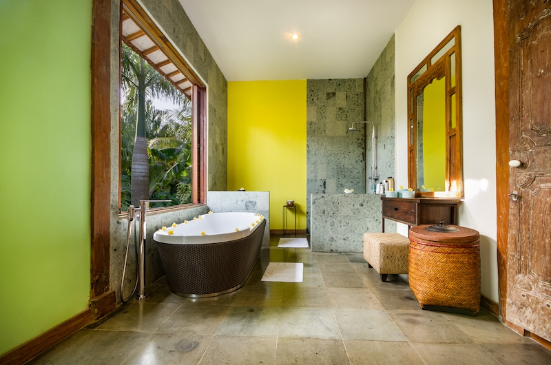 Desa Roro Bathtub | Canggu, Bali