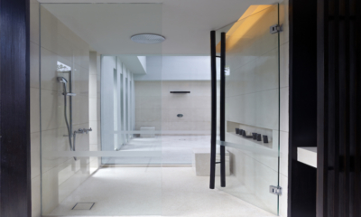 Soori Estate Shower | Tabanan, Bali